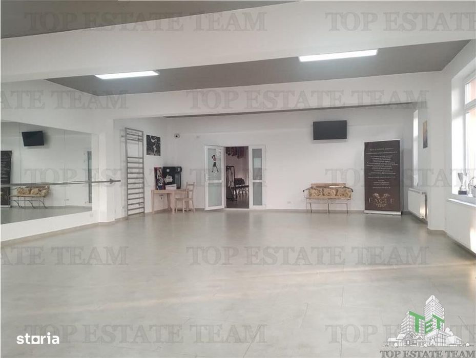 Spatiu comercial open space, suprafata 520 mp, teren 1150 mp, acces ra