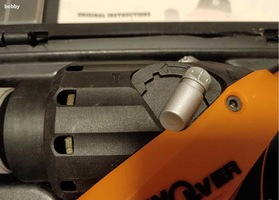 Ударна дрелка Worx WX300K