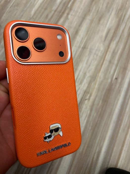 Vand iphone 17 pro impecabil