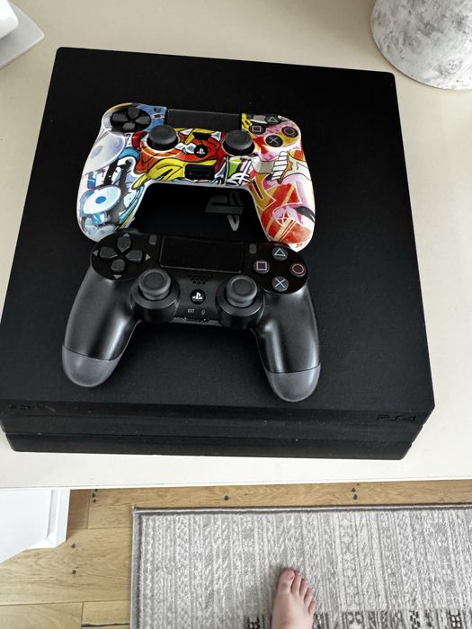 Vand PlayStation 4 Pro