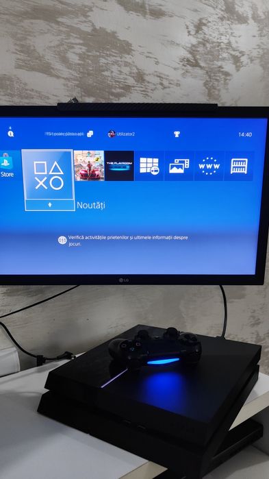 PlayStation 4 ( Ps 4) + controller