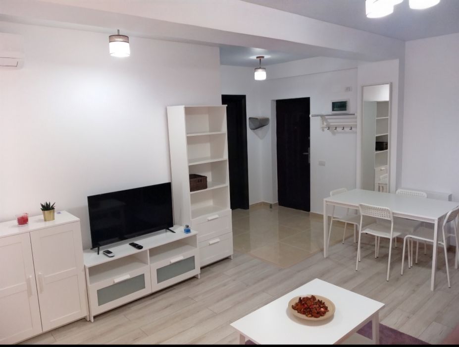 Proprietar inchiriez apartament