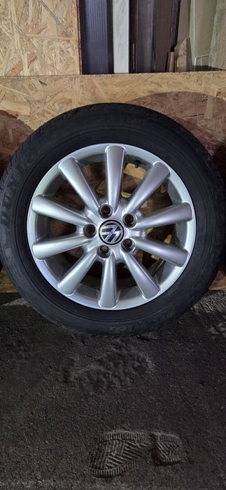 VW PASSAT  джанти със летни гуми  215/55/16  7J×16  ET59  5×112
