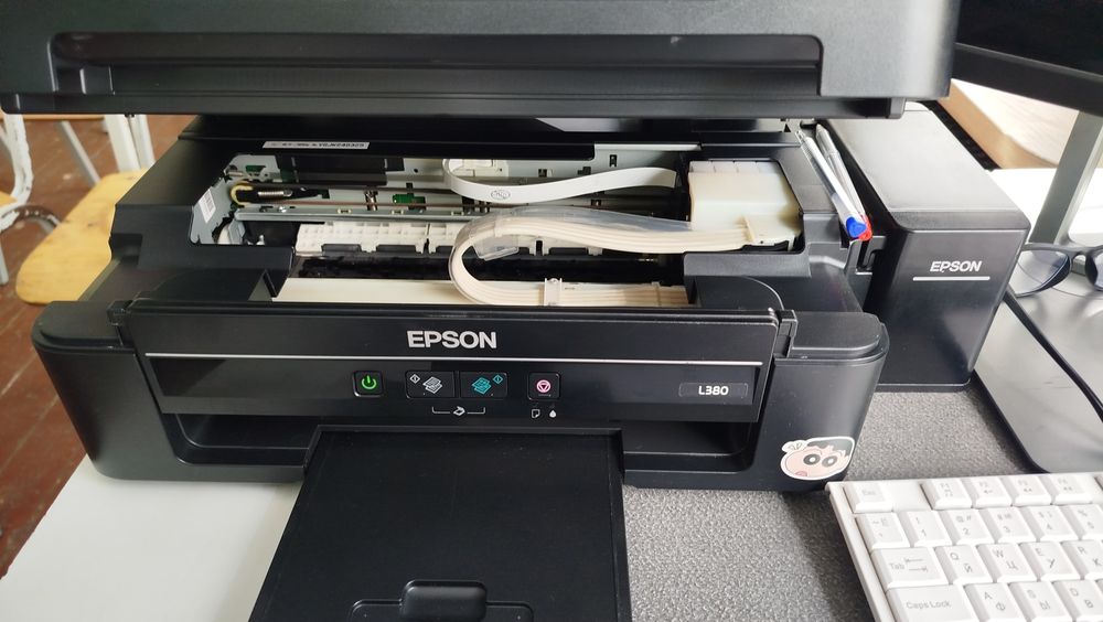 Epson L380 printer sotiladi
