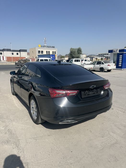 Holati ideal tanirovka ruxsati 12 oy bor 4 ta yangi zor balon qoyilgan
