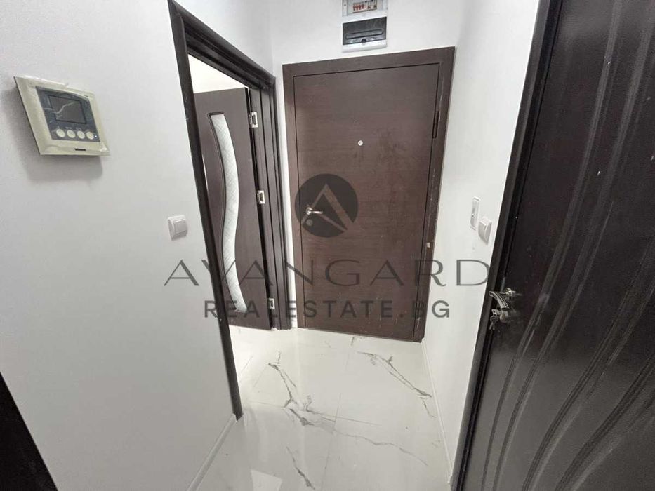 Продава се Тристаен апартамент в Пловдив, Кючук Париж - 74 кв.м за 2000 €/кв.м - Снимка #8