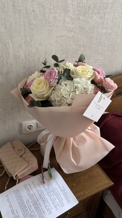 Цветы шарикпен бырге