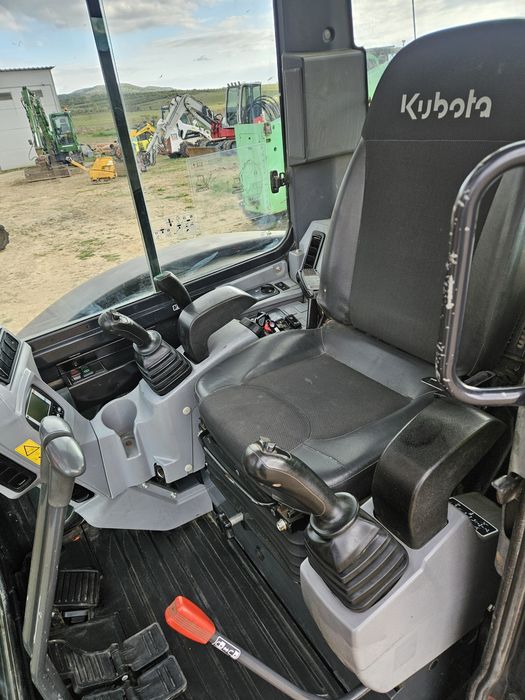 Excavator kubota powertilt u 55