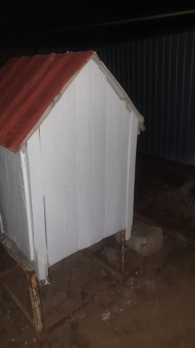 Продам домик для собак