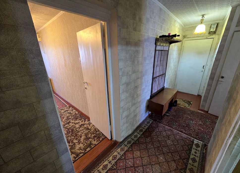 Продаётся 2-комнатная квартира в блочном доме