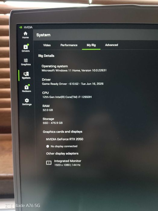 Геймърски Лаптоп MSI Thin 15 B12UCX MAXOUT