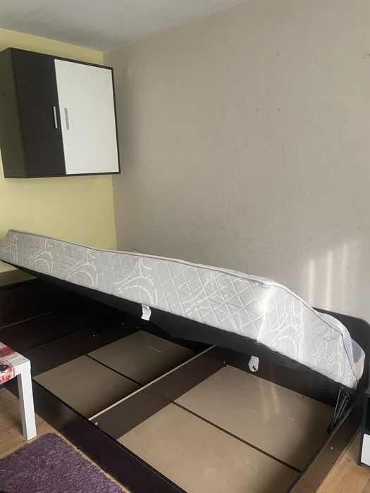 Обзавеждане, кухня и спалня