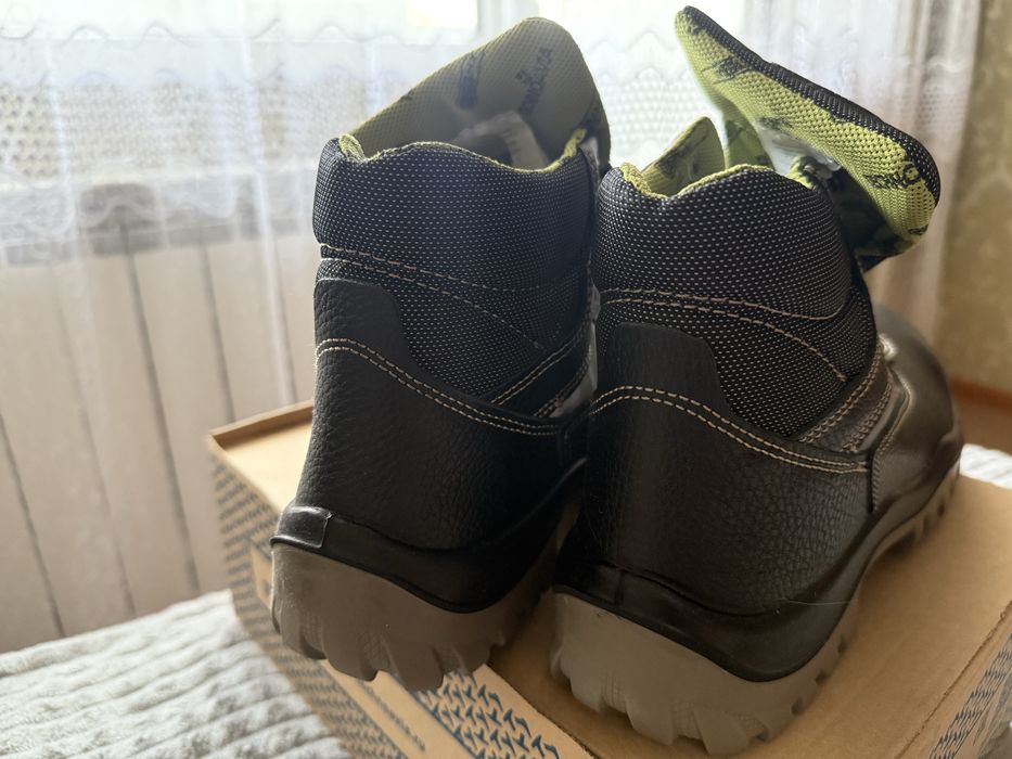 Спецобувь Неогард-Лайт