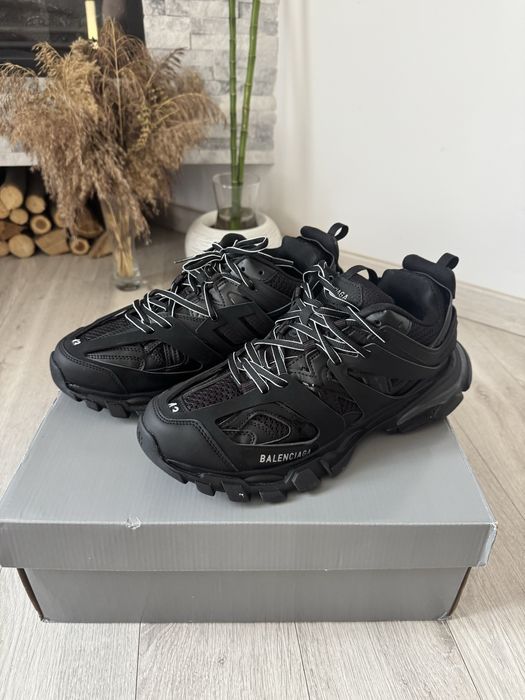 Balenciaga Track Triple Black