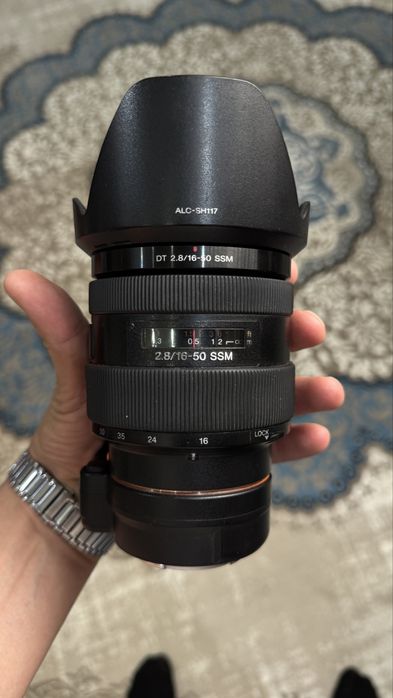 Sony 16-50 obektiv sotiladi.