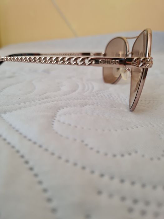 Vouge brown  Guess sunglasses kyliyan