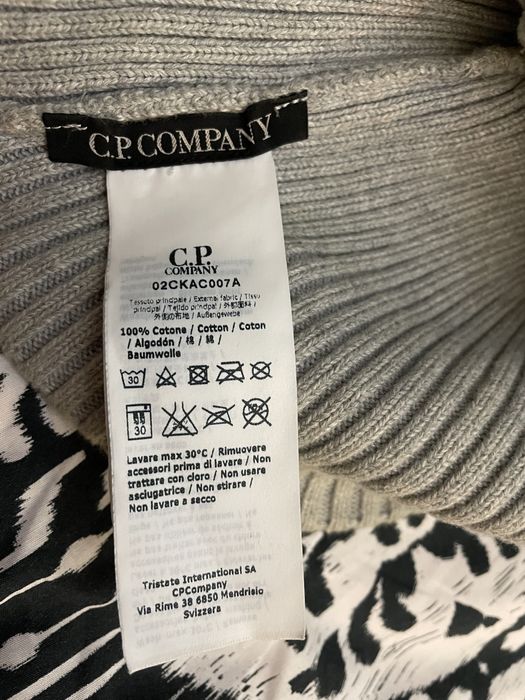 CP Company шапка