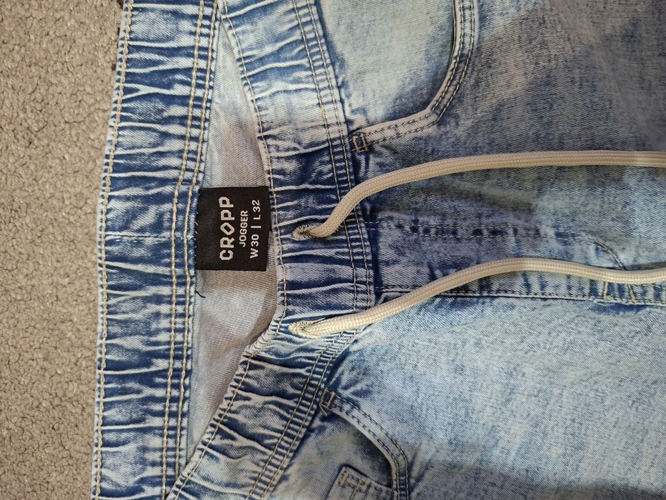 Blugi Jogger  Cropp