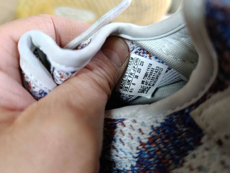 ''Adidas Yeezy Boost 350 V2 Zebra''оригинални маратонки 37.5 номер