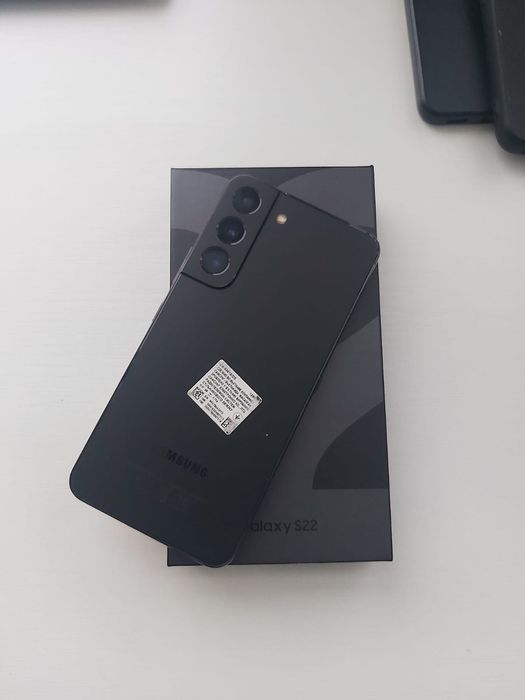 Продам SAMSUNG S22