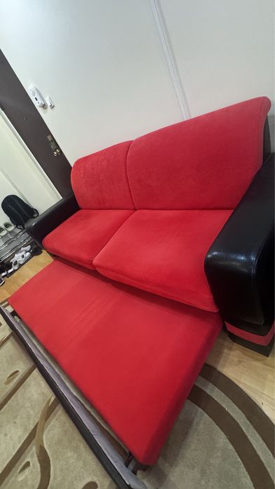 Canapea extensibila si 2 fotolii