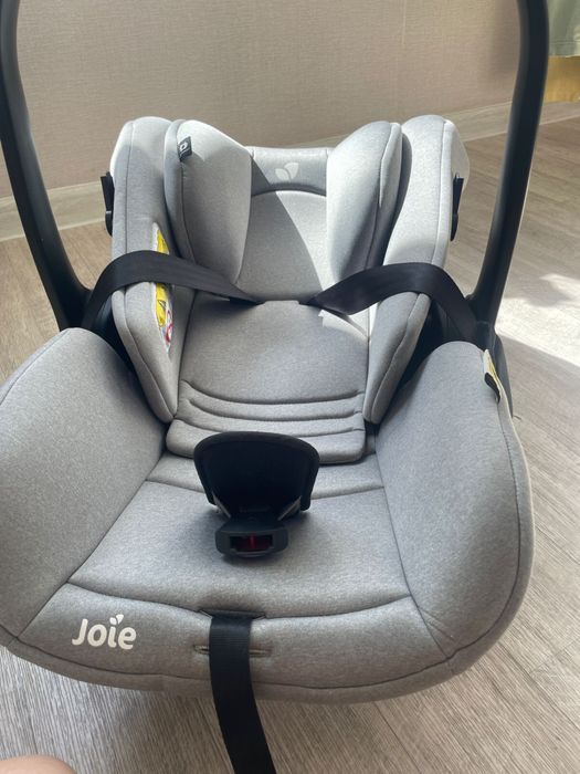 Продам автолюльку Joie i Level