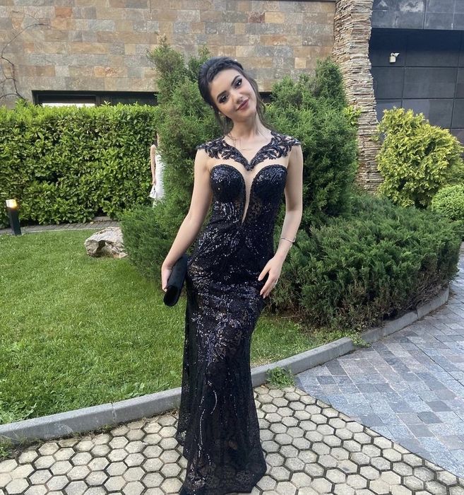 Бална рокля