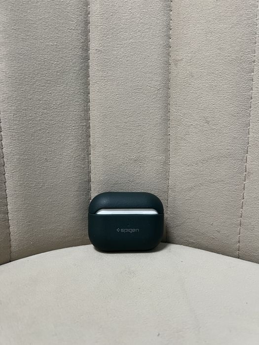 iPhone 13 + AirPods 2 Pro