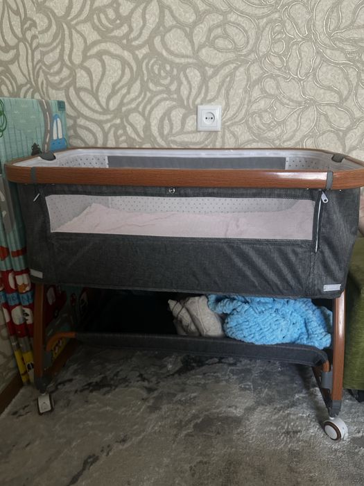 Продам кроватку и шезлонг