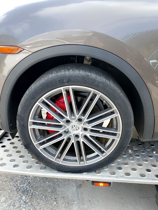Porsche Cayenne 4.8 S,автоматик,400 к.с., 5 броя на части