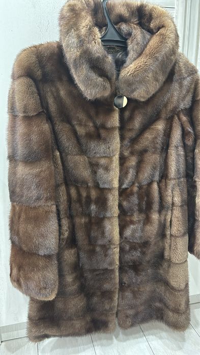 Продам норковую шубу