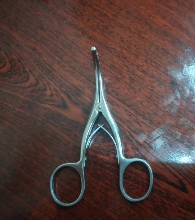 Медицинские инструменты для хирургии, челюстно лицевой хирургии и стом