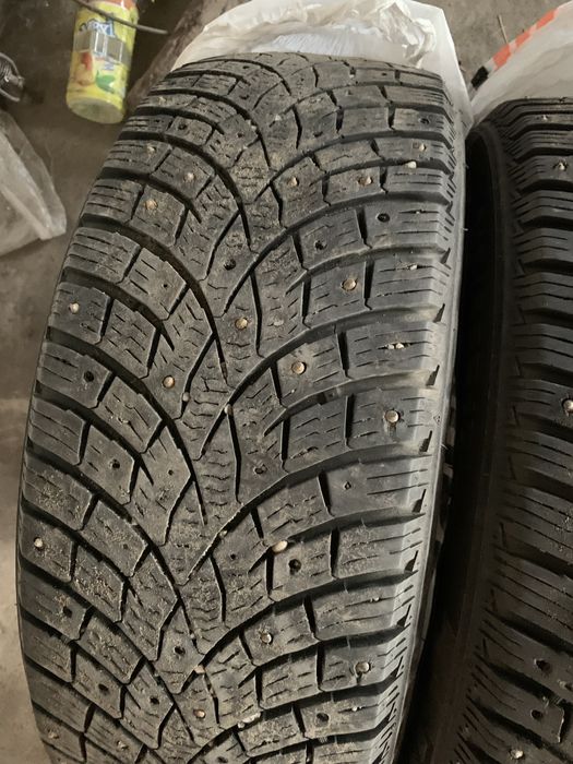 Продам б/у шины 215/55/17