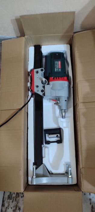 Продаю аппарат для бурения бетона Kaibang 6220 Алмазныое бурение