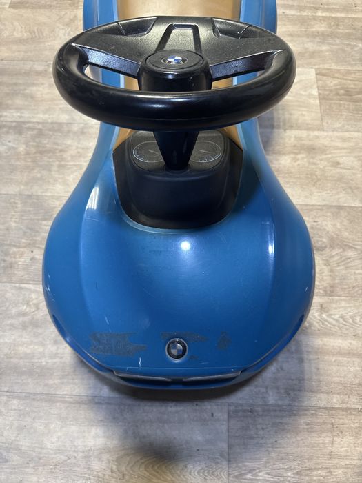 Детская машинка BMW