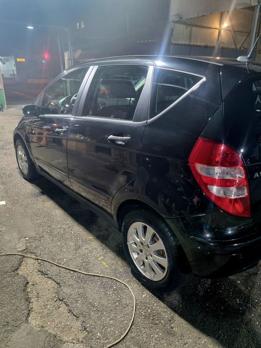 Vand Mercedes A-class 2007 luna 11 o masina fara probleme