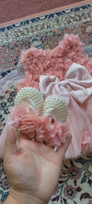 Продавам деца рокля