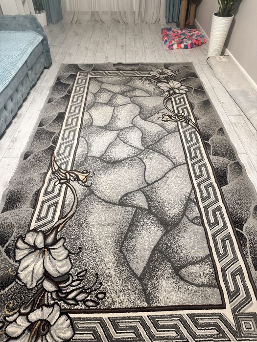 Продам ковер серый