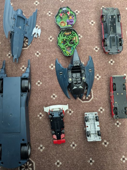 Mașina Vechi, de colecție. Citește bine anunțul.