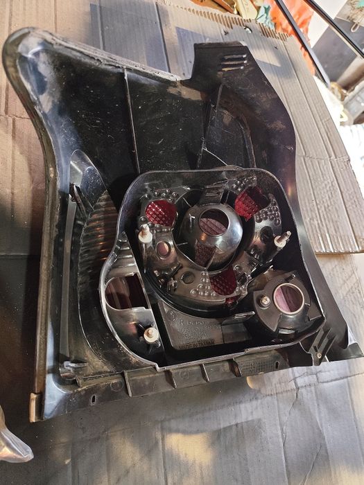 Продам фанарь задний