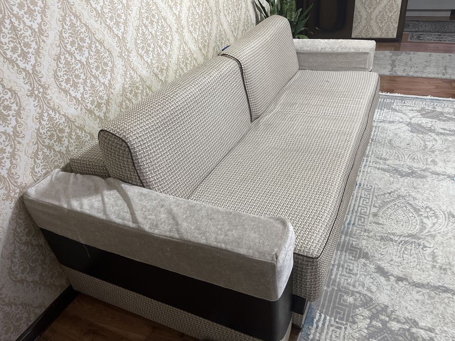 Прдам диван недорого