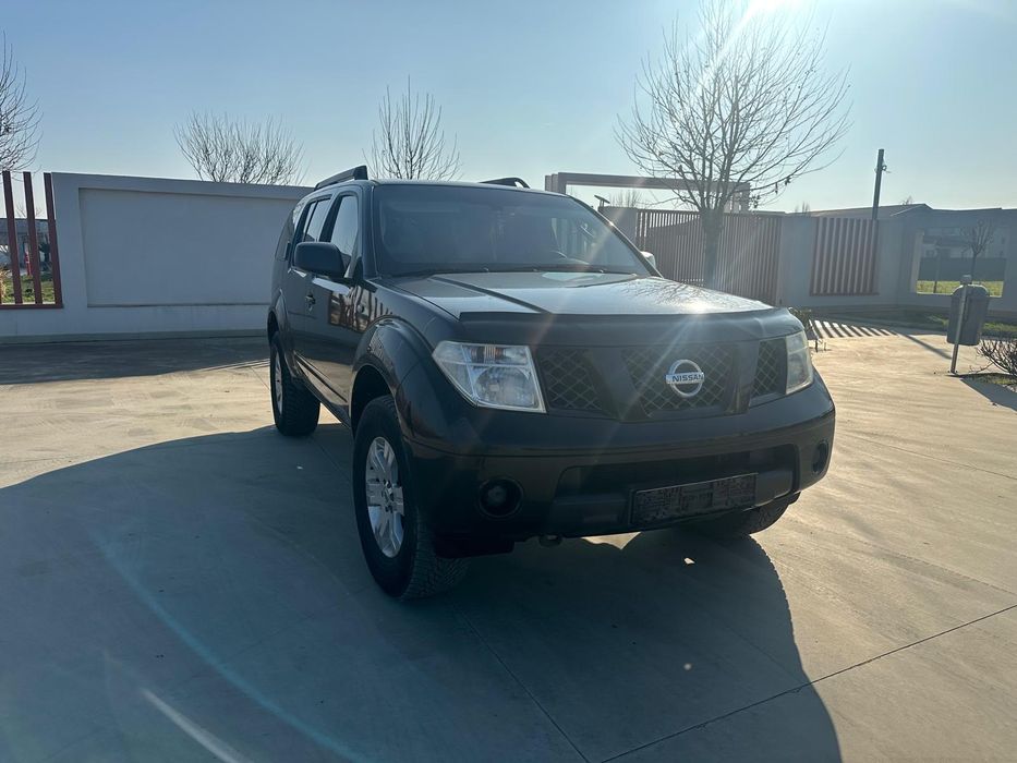 Nissan pathfinder r51 4x4