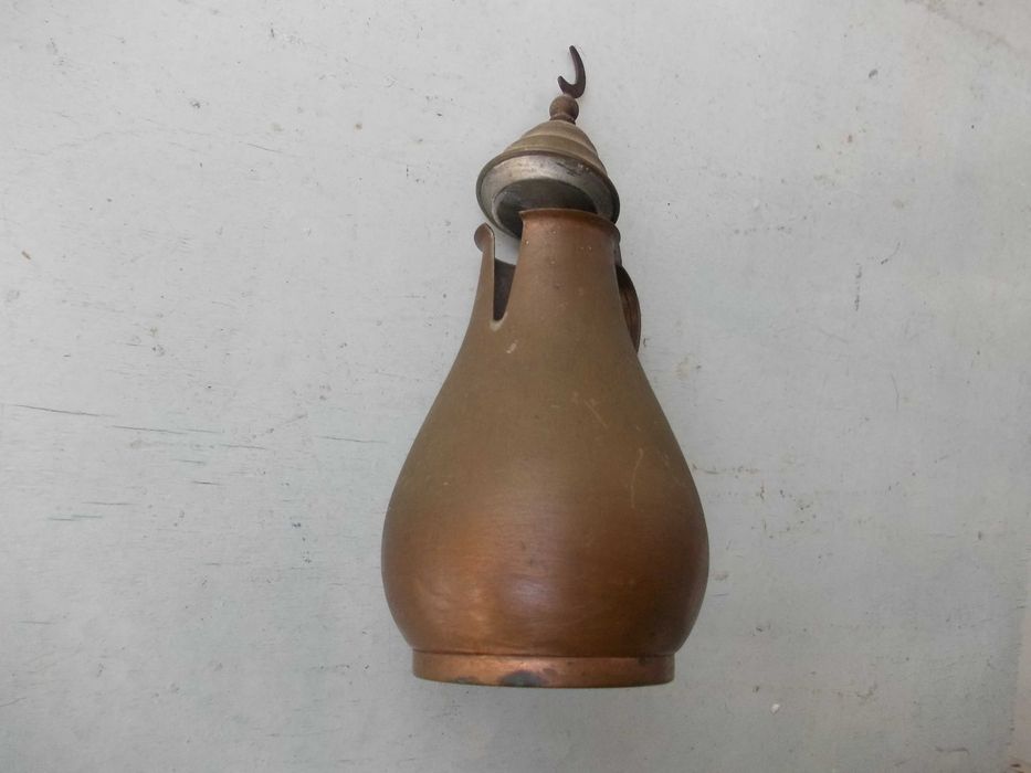 Vas ceainic vechi din cupru