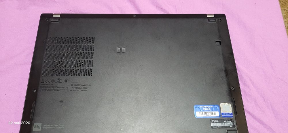 Laptopul Lenovo ThinkPad T14s Gen 1