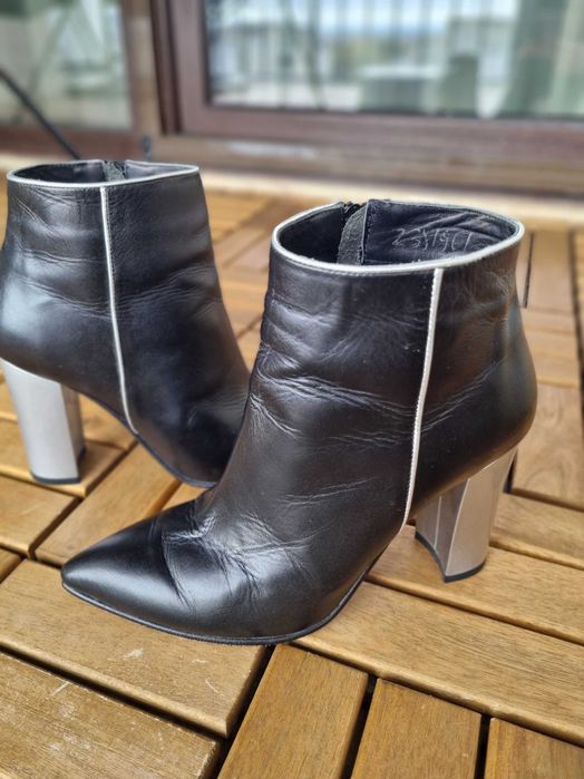 Botine din piele 38