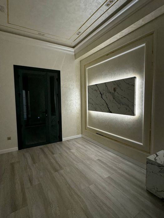 Новомосковская, Бадамзар, Казы Махвлля продается 4-х комн квартира