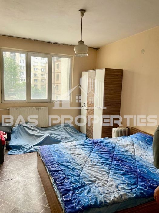 Продава се Четиристаен апартамент в София, Красно село - 100 кв.м за 2600 €/кв.м - Снимка #1