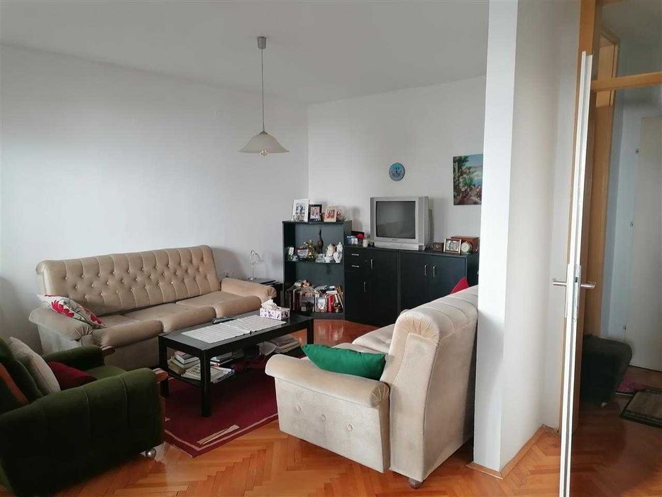 Двустаен имот в кв.Мусагеница