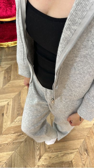 Двойка (серая,бежовая)