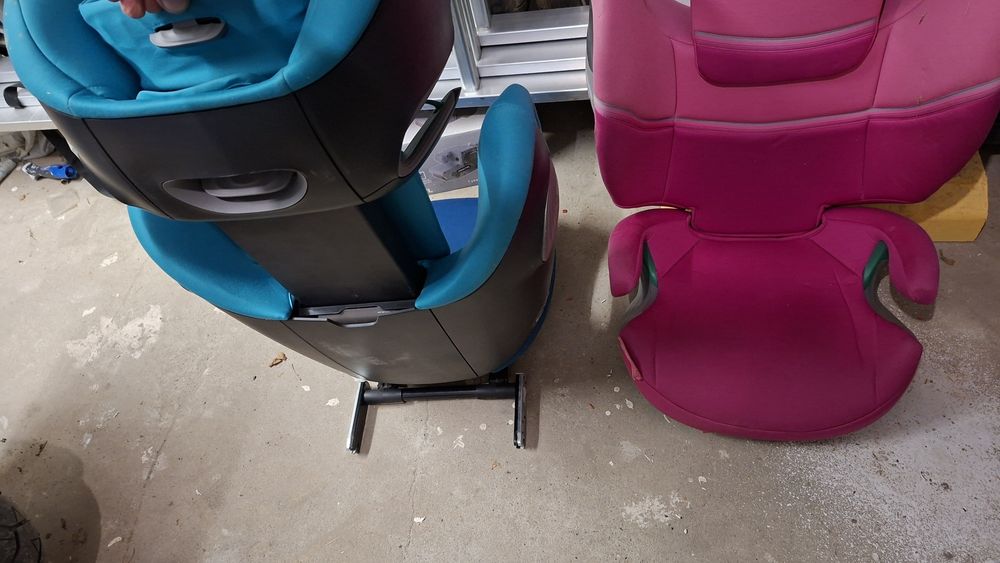 Scaun auto copii Cybex Solution S2 i-Fix (15-50 kg / 3-12 ani) – Roz și Albastru, Siguranță Maximă R129